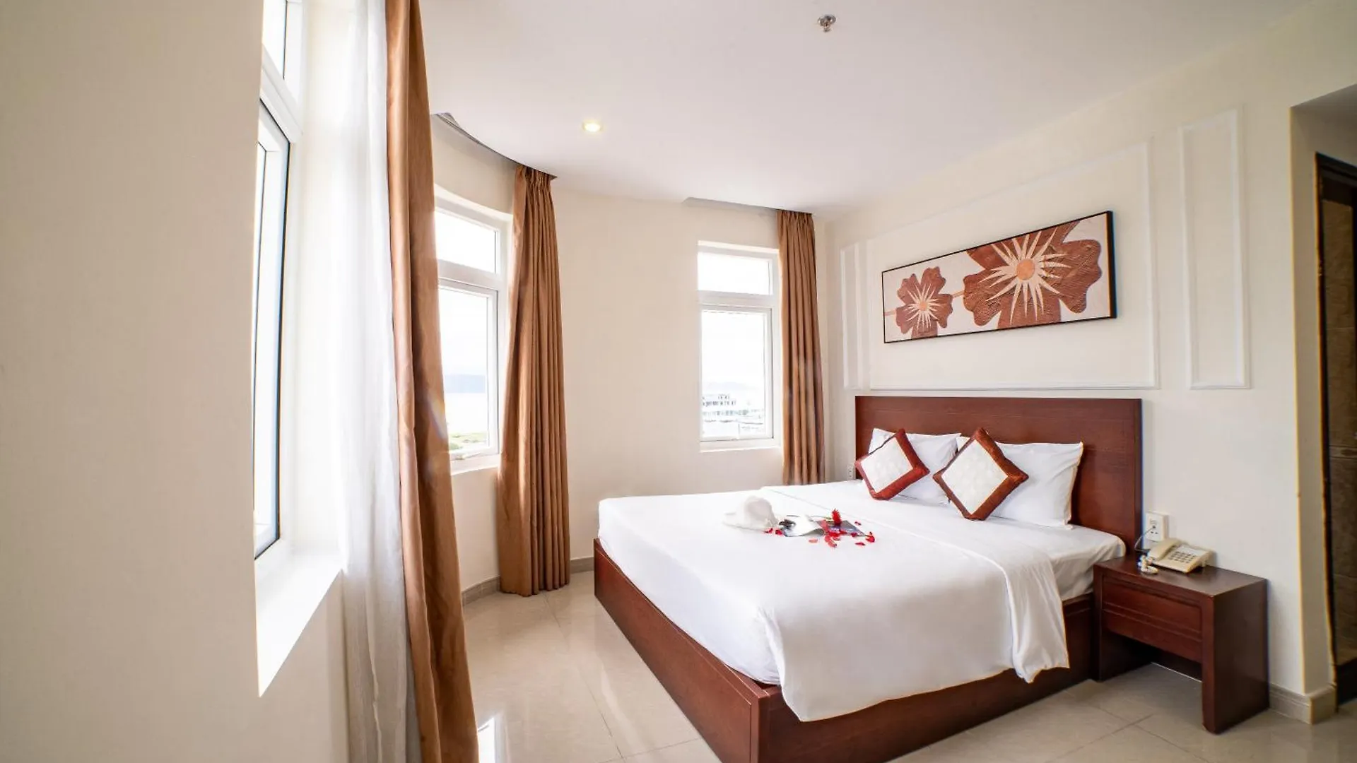 Lychee Hotel Da Nang