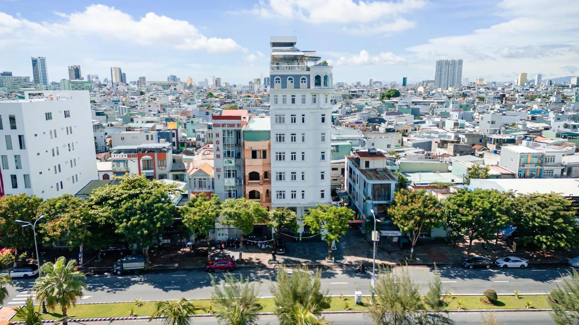 Lychee Hotel Da Nang