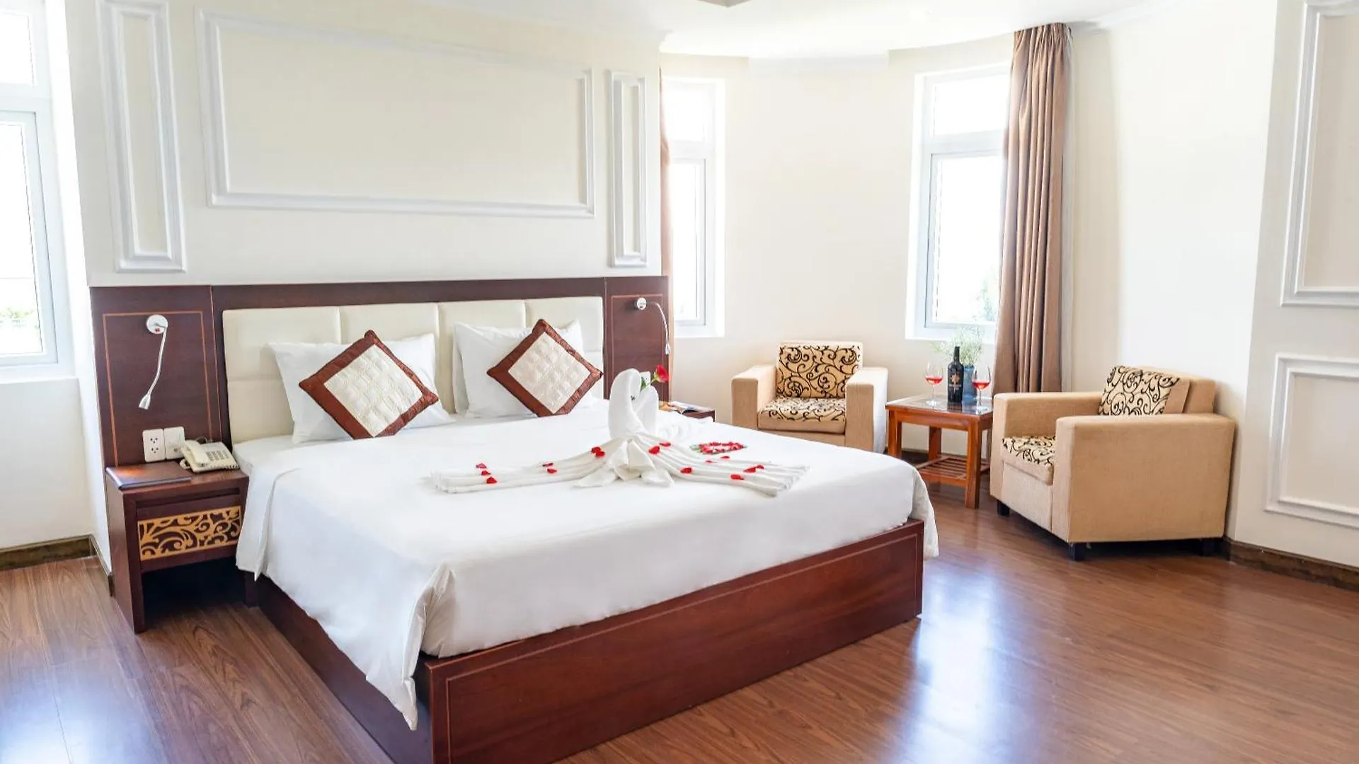 Lychee Hotel Da Nang
