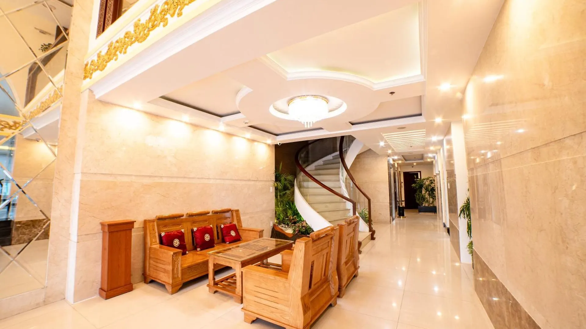 Lychee Hotel Da Nang Vietnam