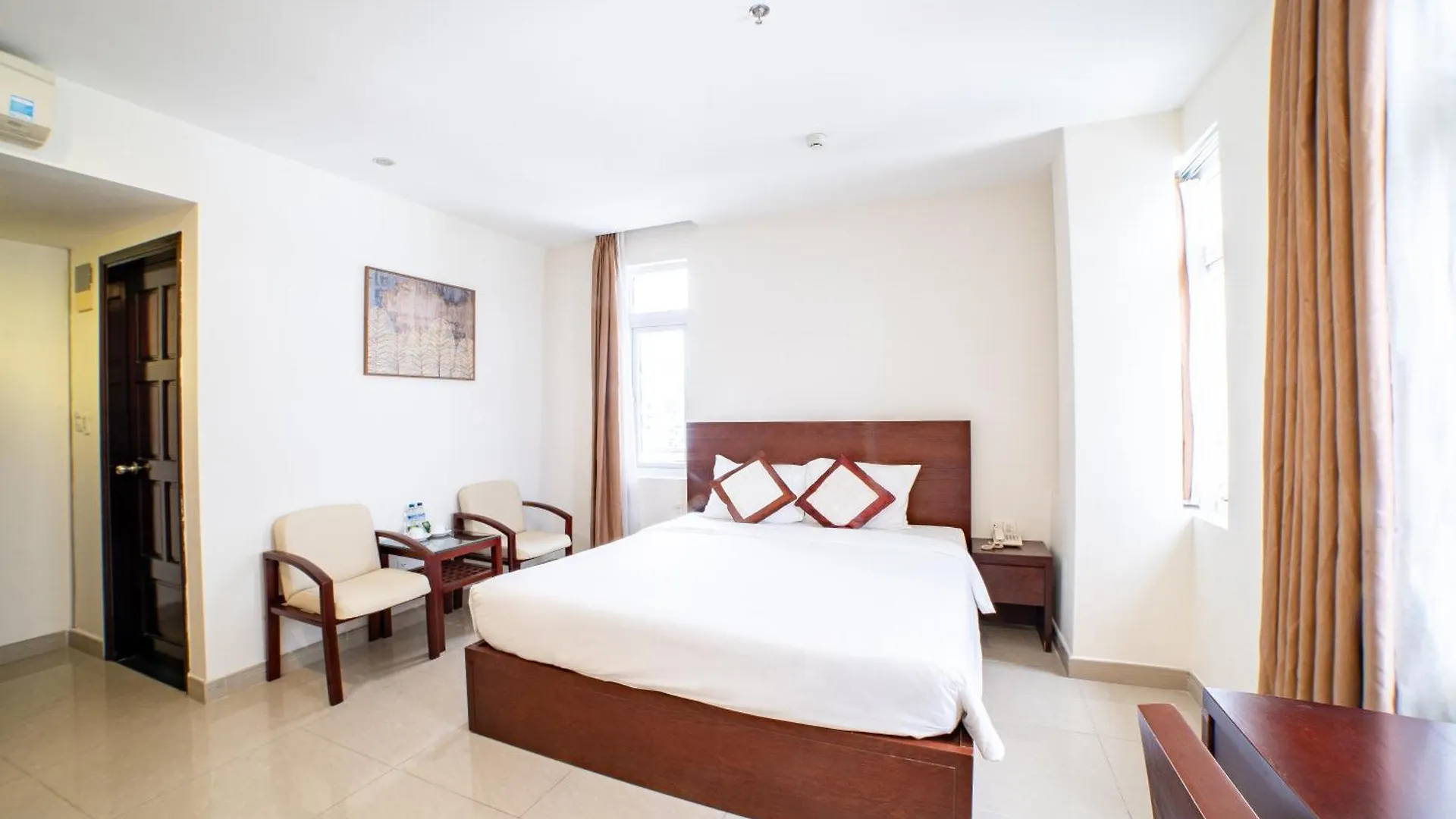 Lychee Hotel Da Nang
