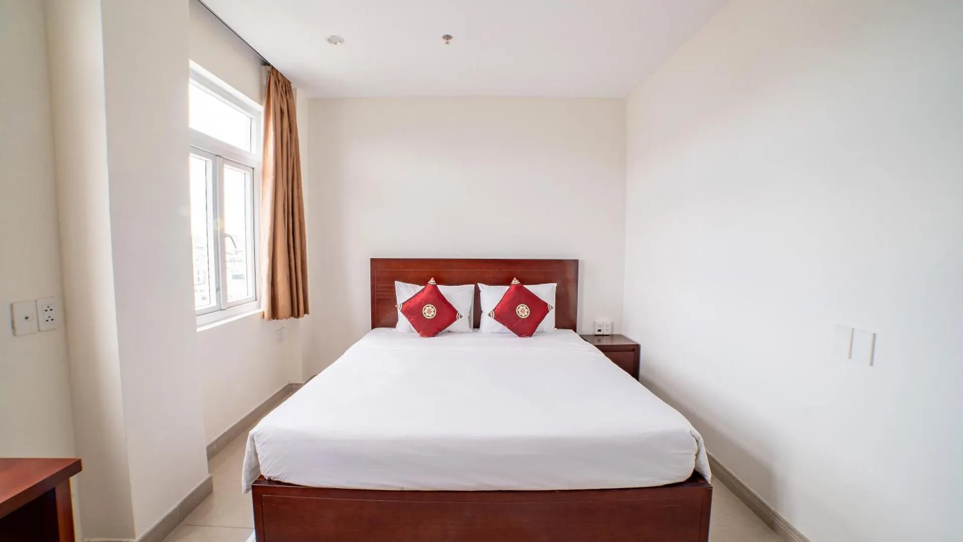 Lychee Hotel Da Nang